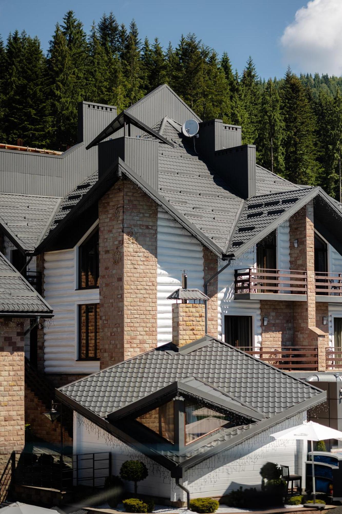 Westhills Cottage Town & Spa Bukovel Exterior foto