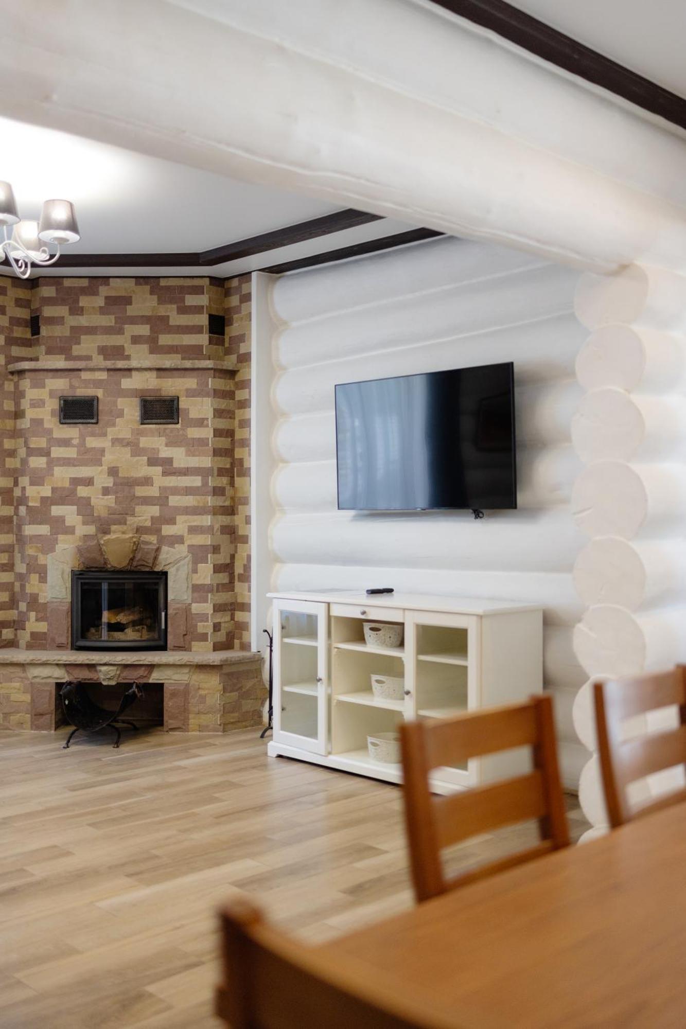 Westhills Cottage Town & Spa Bukovel Exterior foto