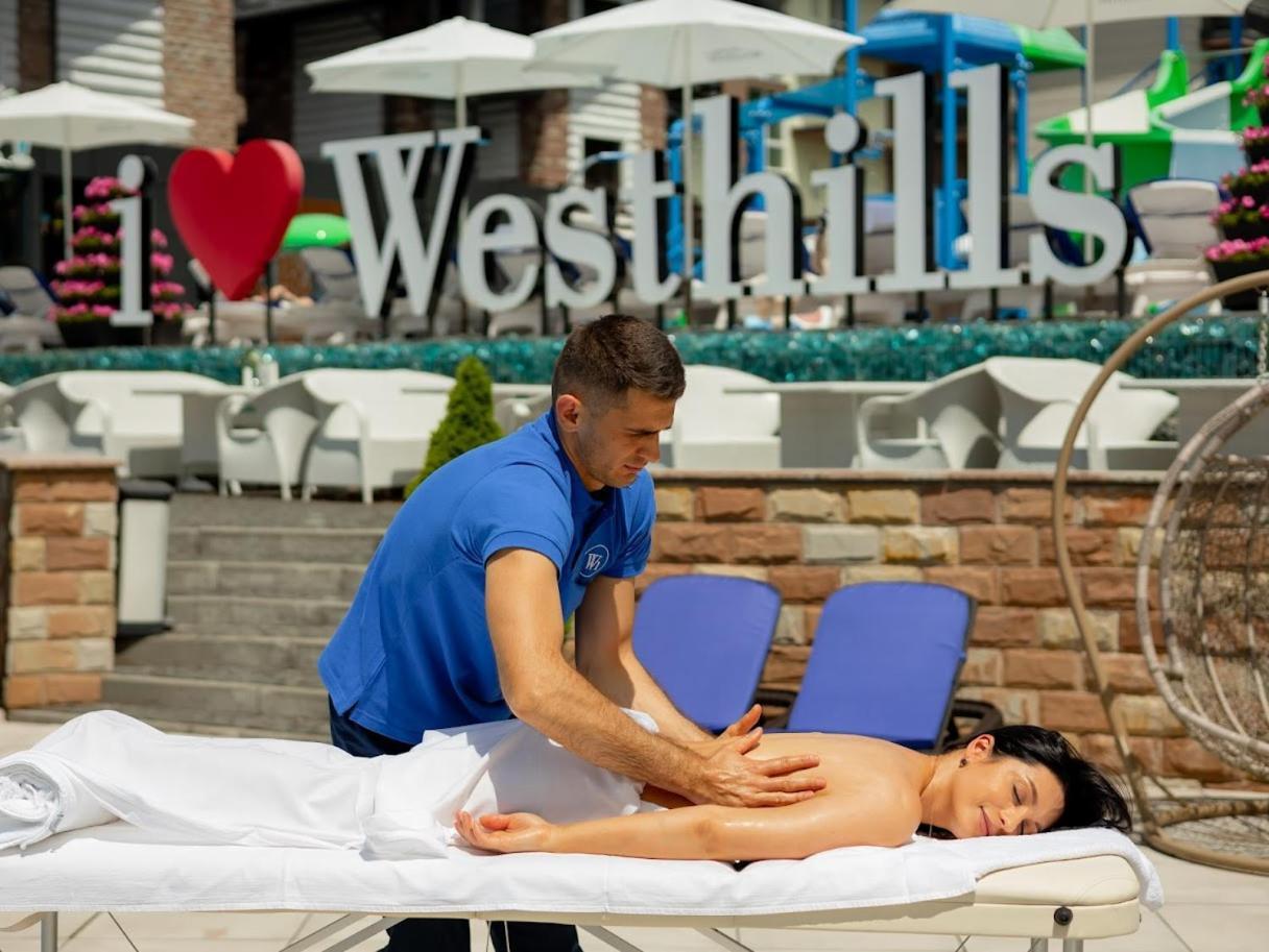 Westhills Cottage Town & Spa Bukovel Exterior foto
