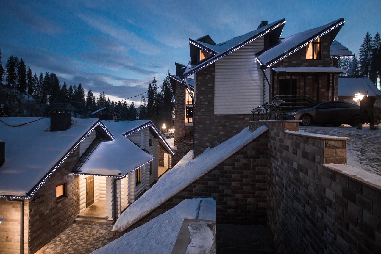 Westhills Cottage Town & Spa Bukovel Exterior foto