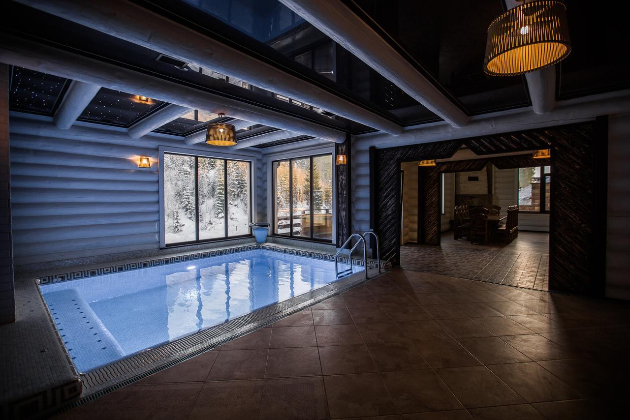 Westhills Cottage Town & Spa Bukovel Exterior foto