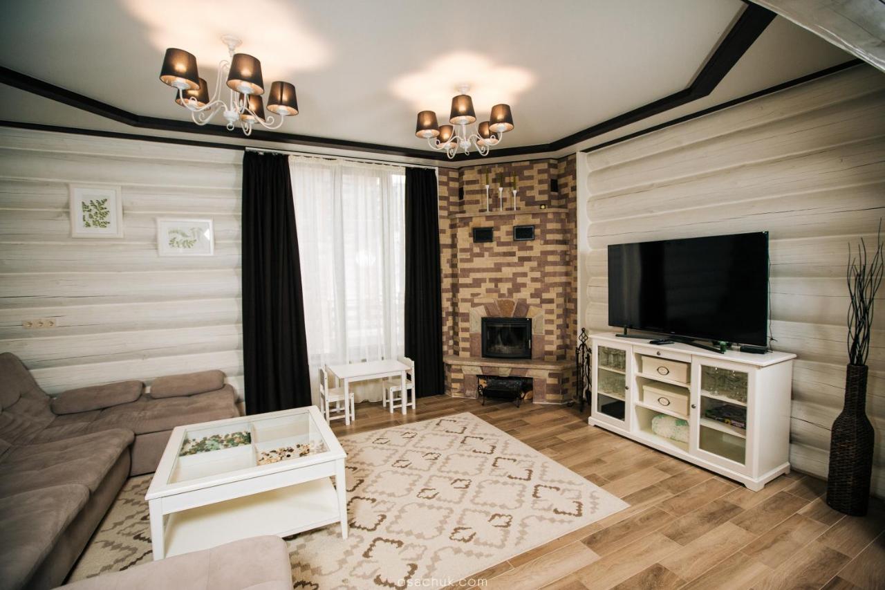 Westhills Cottage Town & Spa Bukovel Exterior foto